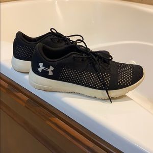 Under Armour shoes size 7